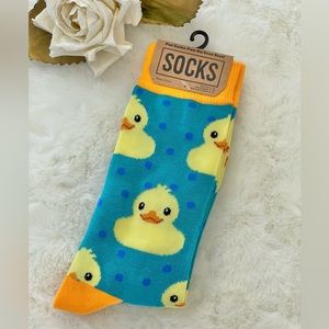 New with tag 🐤 CHICK SOCKS AQUA color with blue dots and Yellow and Orange 6-12